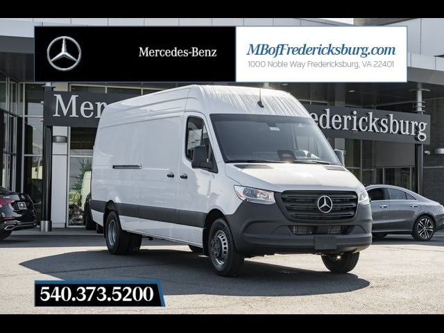 2025 Mercedes-Benz Sprinter Cargo