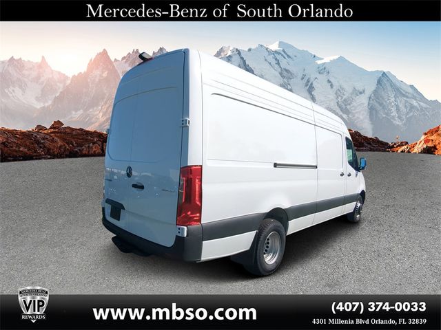 2025 Mercedes-Benz Sprinter Cargo