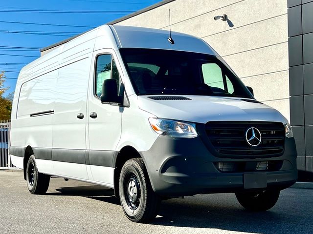 2025 Mercedes-Benz Sprinter Cargo