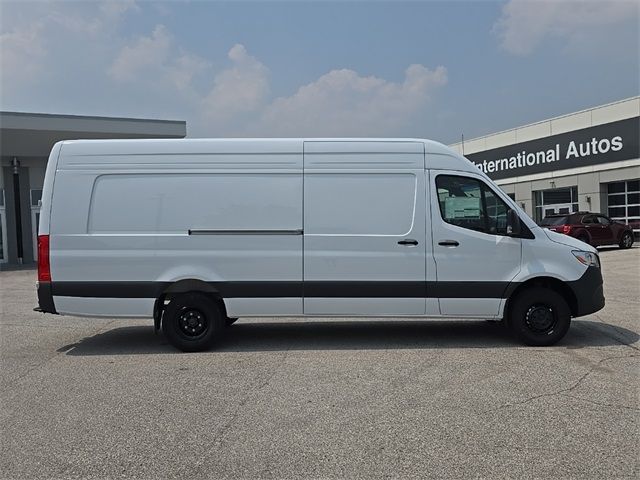 2025 Mercedes-Benz Sprinter Cargo