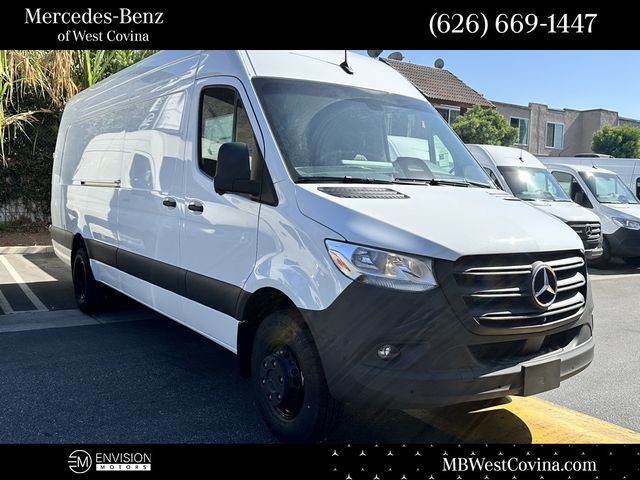 2025 Mercedes-Benz Sprinter Cargo