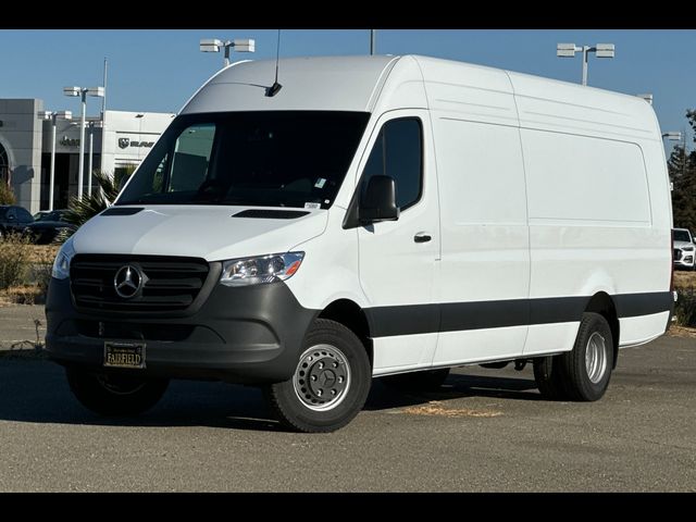 2025 Mercedes-Benz Sprinter Cargo