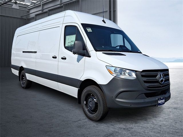 2025 Mercedes-Benz Sprinter Cargo