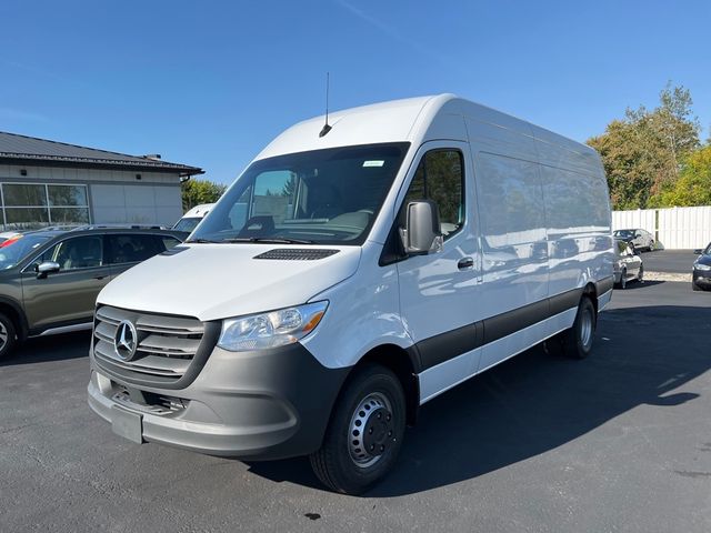 2025 Mercedes-Benz Sprinter Cargo