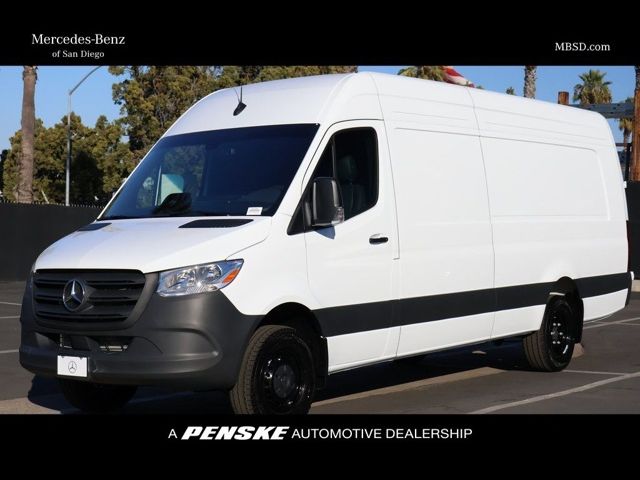 2025 Mercedes-Benz Sprinter Cargo