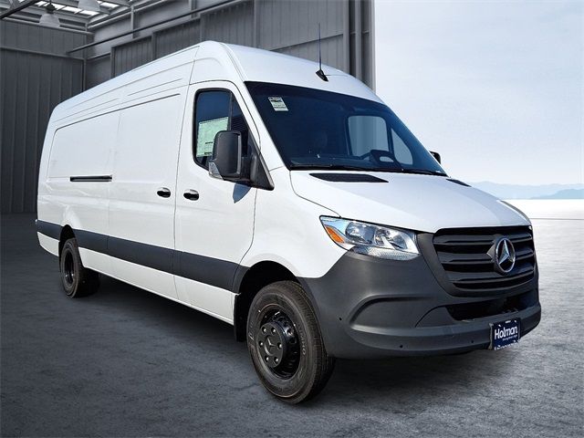 2025 Mercedes-Benz Sprinter Cargo