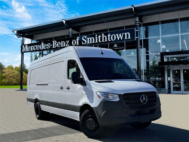 2025 Mercedes-Benz Sprinter Cargo