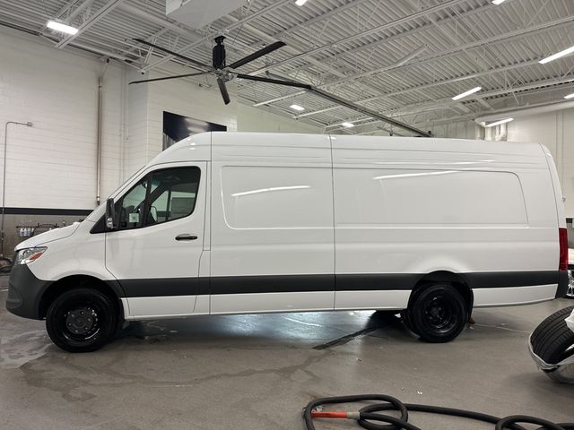 2025 Mercedes-Benz Sprinter Cargo