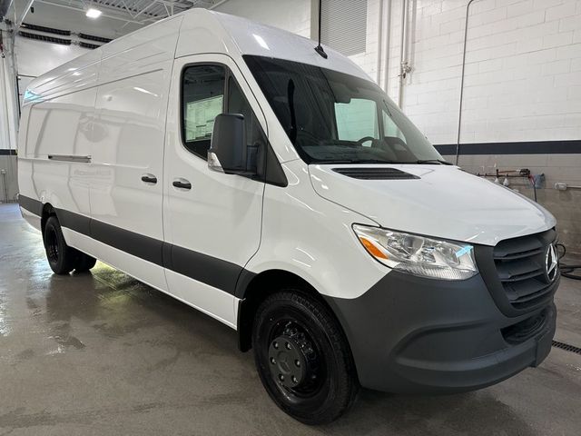 2025 Mercedes-Benz Sprinter Cargo