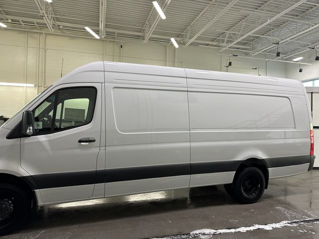 2025 Mercedes-Benz Sprinter Cargo