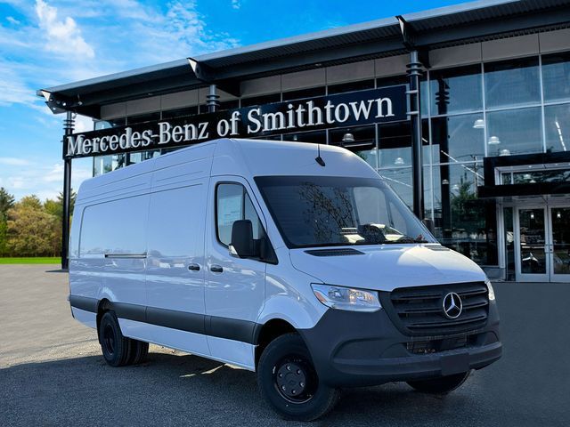 2025 Mercedes-Benz Sprinter Cargo