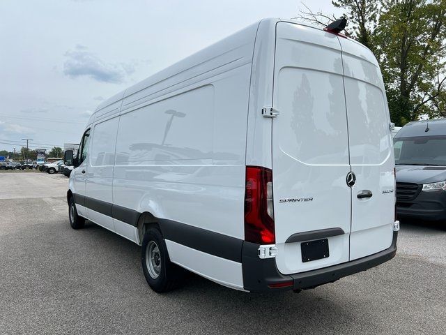 2025 Mercedes-Benz Sprinter Cargo