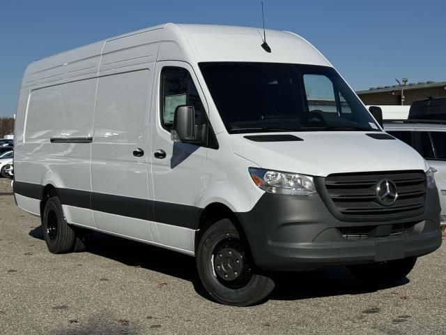 2025 Mercedes-Benz Sprinter Cargo