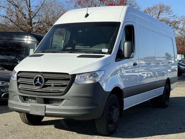 2025 Mercedes-Benz Sprinter Cargo