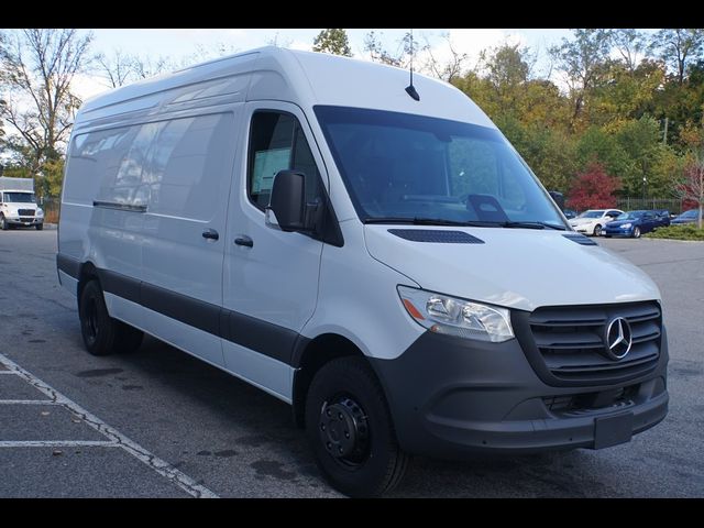 2025 Mercedes-Benz Sprinter Cargo