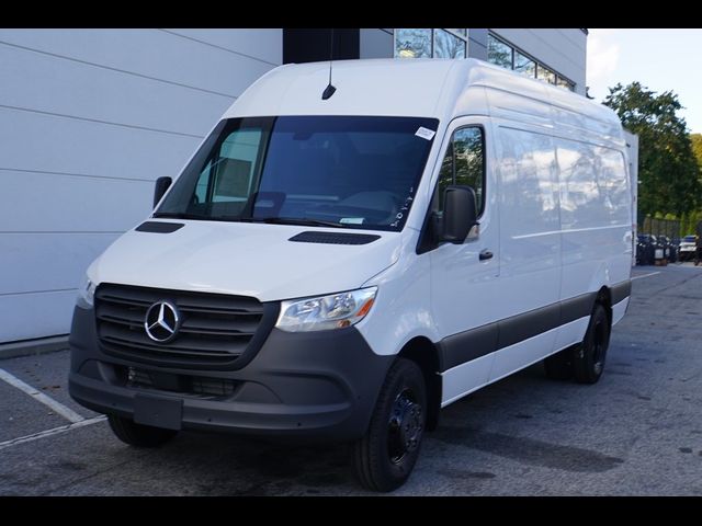 2025 Mercedes-Benz Sprinter Cargo