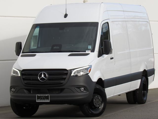 2025 Mercedes-Benz Sprinter Cargo