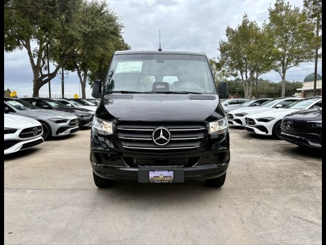 2025 Mercedes-Benz Sprinter Base