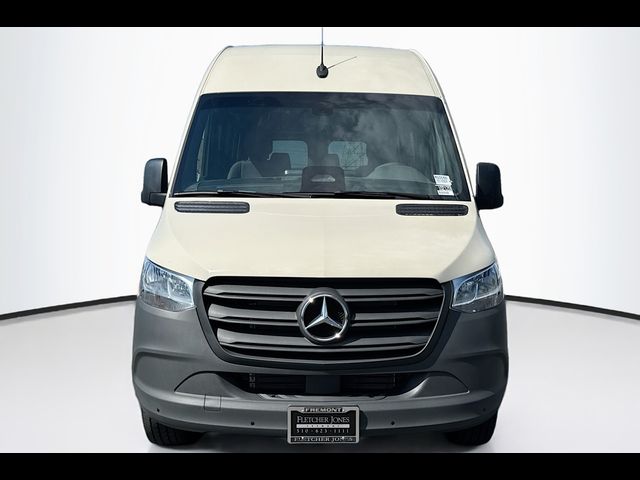 2025 Mercedes-Benz Sprinter Base
