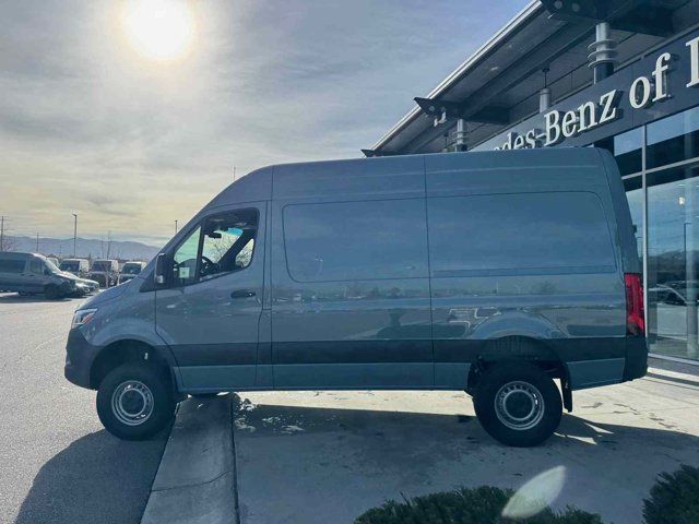 2025 Mercedes-Benz Sprinter Base