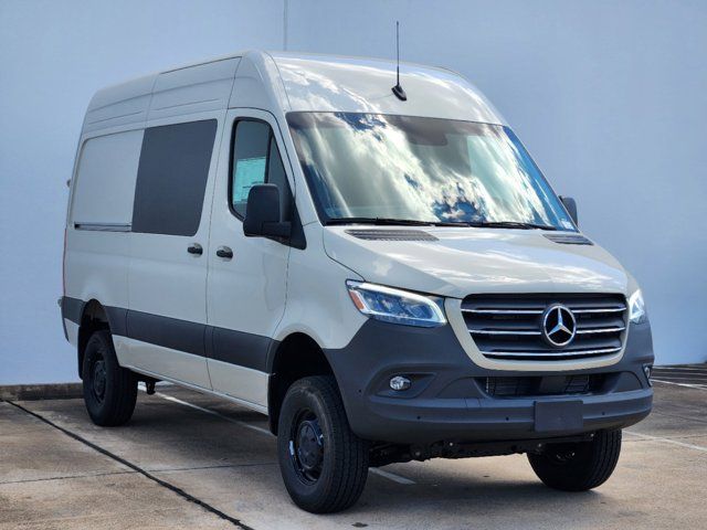 2025 Mercedes-Benz Sprinter Base