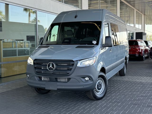 2025 Mercedes-Benz Sprinter Base