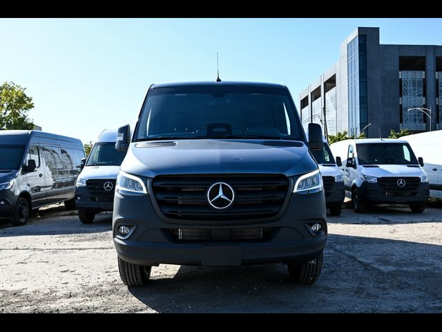 2025 Mercedes-Benz Sprinter Cargo