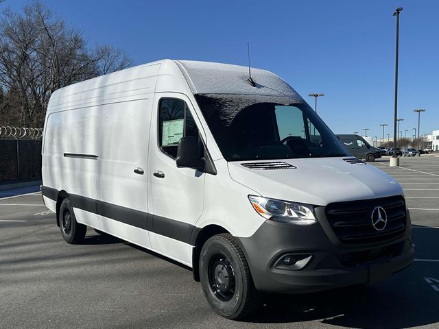 2025 Mercedes-Benz Sprinter Cargo