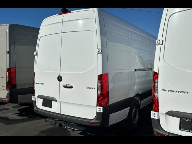 2025 Mercedes-Benz Sprinter Cargo