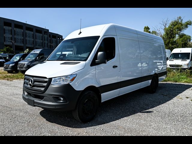 2025 Mercedes-Benz Sprinter Cargo