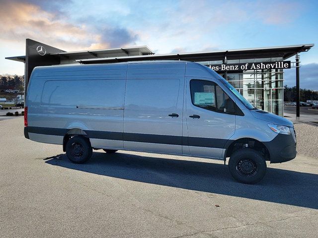 2025 Mercedes-Benz Sprinter Cargo