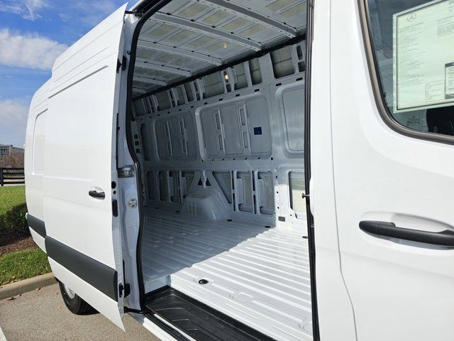 2025 Mercedes-Benz Sprinter Cargo