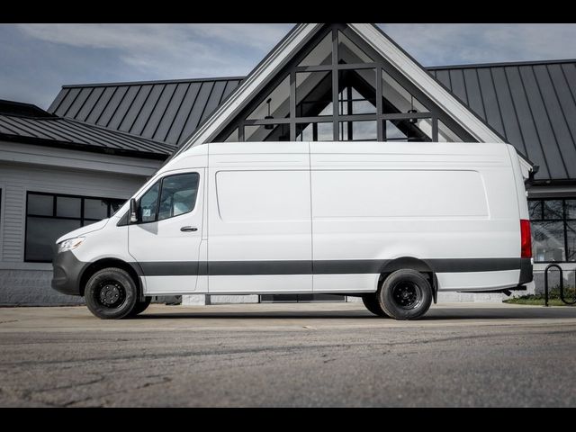 2025 Mercedes-Benz Sprinter Cargo