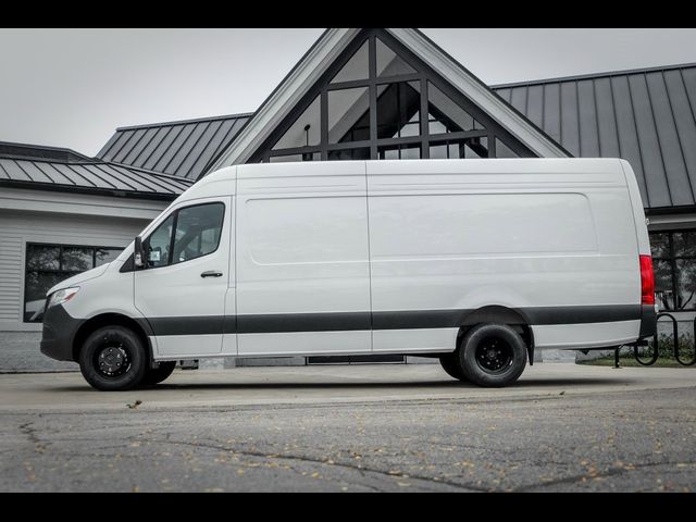 2025 Mercedes-Benz Sprinter Cargo