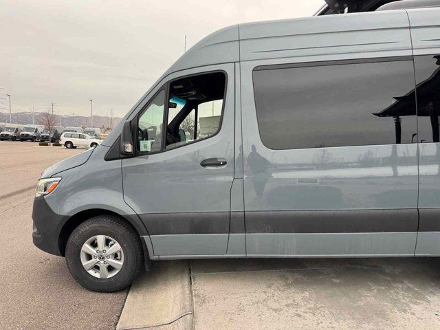 2025 Mercedes-Benz Sprinter Passsenger