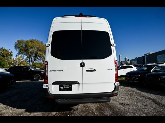 2025 Mercedes-Benz Sprinter Passsenger