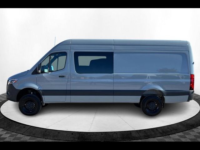 2025 Mercedes-Benz Sprinter Base