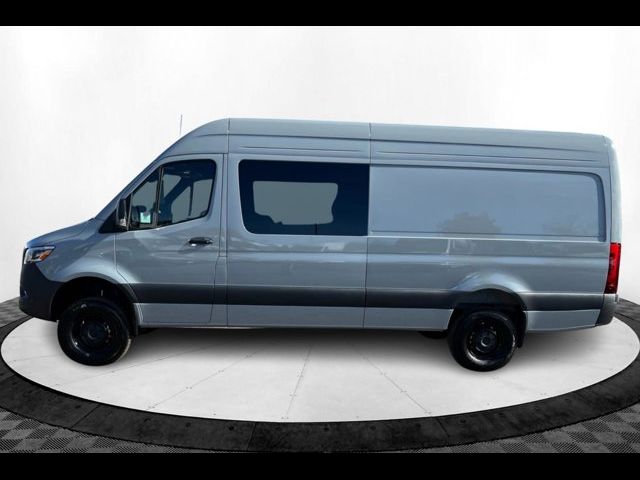 2025 Mercedes-Benz Sprinter Base