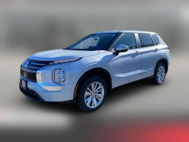 2025 Mitsubishi Outlander ES