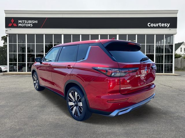 2025 Mitsubishi Outlander SE
