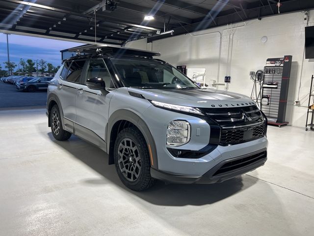2025 Mitsubishi Outlander Trail Edition
