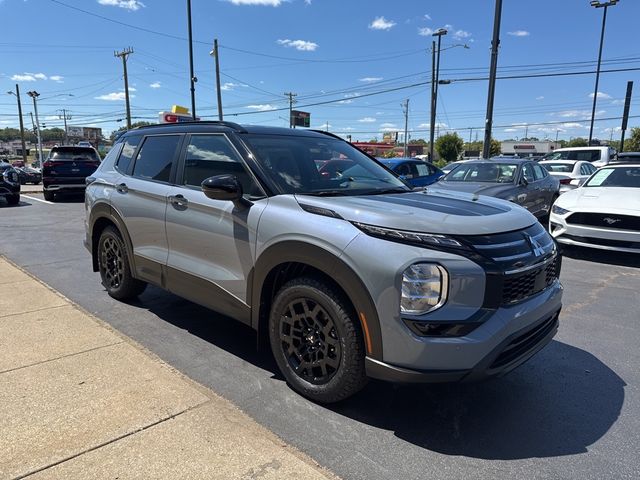2025 Mitsubishi Outlander Trail Edition