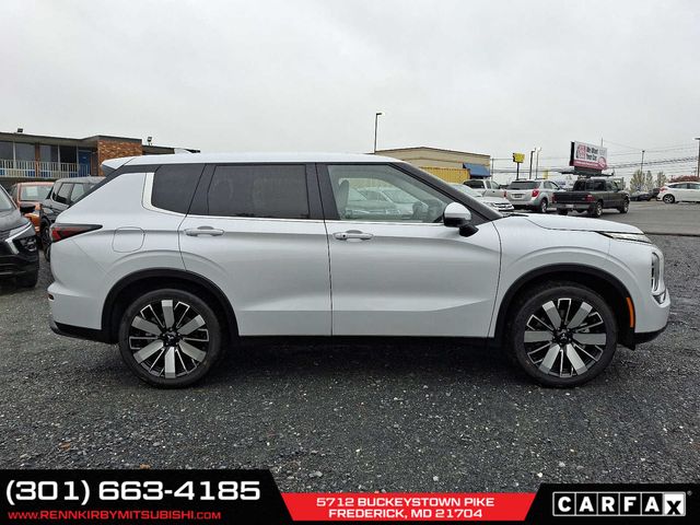 2025 Mitsubishi Outlander SE
