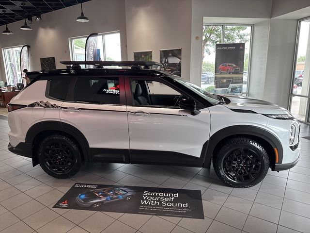 2025 Mitsubishi Outlander Trail Edition