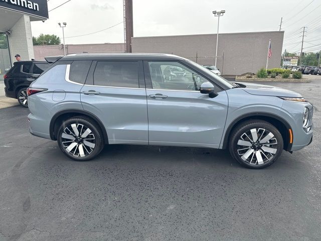 2025 Mitsubishi Outlander SEL