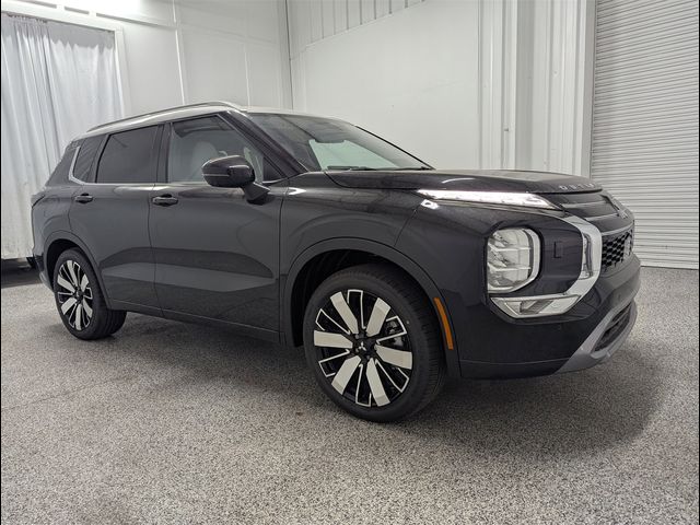 2025 Mitsubishi Outlander Platinum Edition