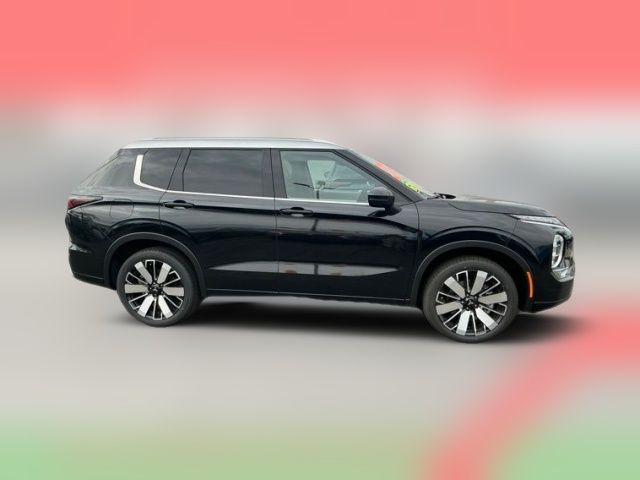 2025 Mitsubishi Outlander Platinum Edition