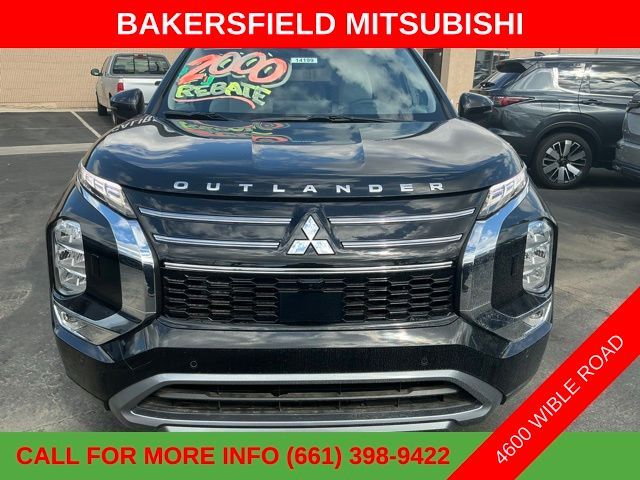 2025 Mitsubishi Outlander Platinum Edition