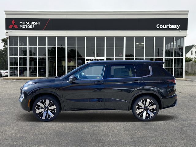 2025 Mitsubishi Outlander SEL