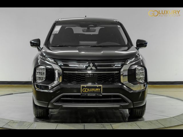 2025 Mitsubishi Outlander ES